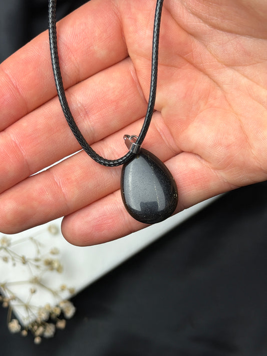 Obsidiano pakabukas