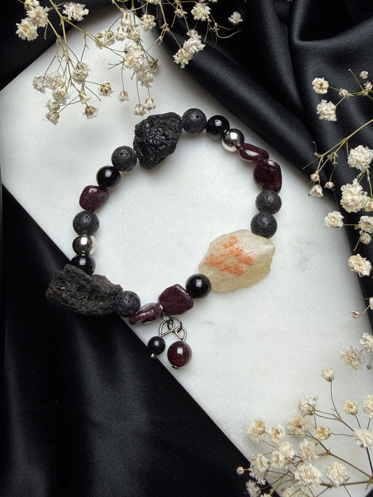 Lava, Granatas, Obsidianas, Citrinas